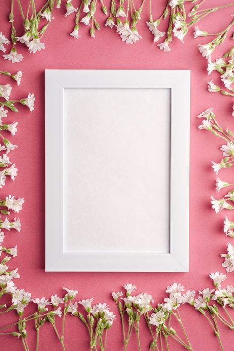 Flower Flat Lay, Flower Picture Frames, Purple Table, Photo Frame Wallpaper, Flower Flat, Picture Frame Decor, Photo Frame Design, Instagram Frame Template, Framed Wallpaper