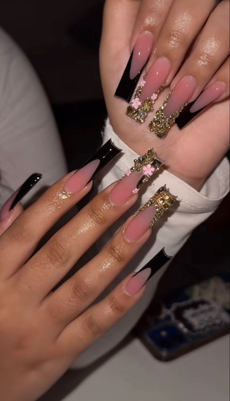 Black Nails, Black And Gold, Nail Inspo, Nails, Gold, Black