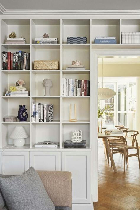 Shelving Units Living Room, House Extension Plans, Bookcase Diy, Lounge Interiors, Bookshelves In Living Room, Living Room Update, Bookshelves Diy, Home Libraries, Built In Bookcase