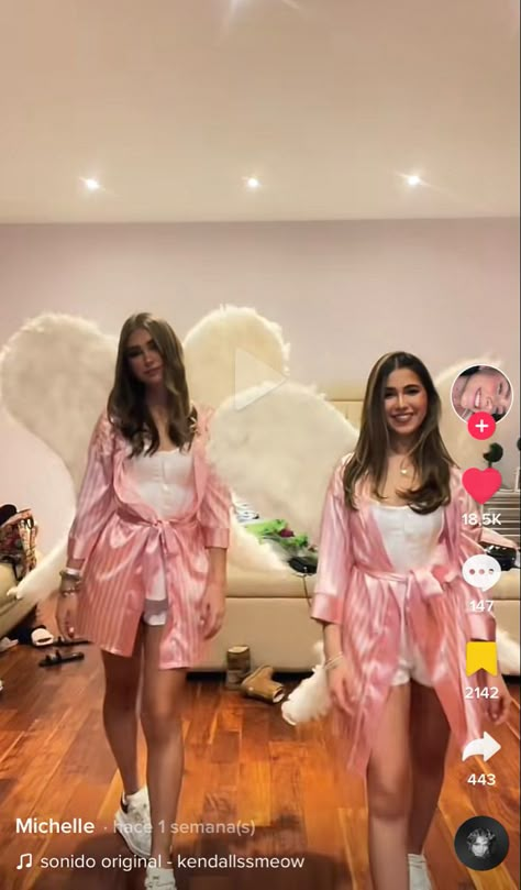 Kardashian Vs Angels Halloween, Supermodel Halloween Costume, Vs Angles Halloween Costumes, Vs Supermodel Costume, Victoria’s Secret Angel Halloween Costumes, Vs Models Halloween Costumes, Victoria’s Secret Angel Halloween Outfit, Victoria’s Secret Costume, Victoria’s Secret Costume Halloween