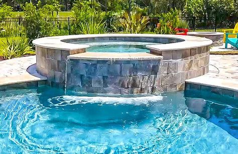 What is a rim flow spa on a custom swimming pool? (with design photos) Spa Pictures, Round Spa, Blue Haven Pools, Swimming Pool Pictures, Pool Pictures, Rectangle Pool, Outside Pool, Swimming Pool Photos, Pictures Blue