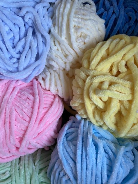 Funny yarns, soft colored, knitting yarn Big Yarn, Fluffy Yarn, Secret Santa, Knitting Yarn, Birthday Ideas, Mood Board, Vision Board, Yarn, Wool