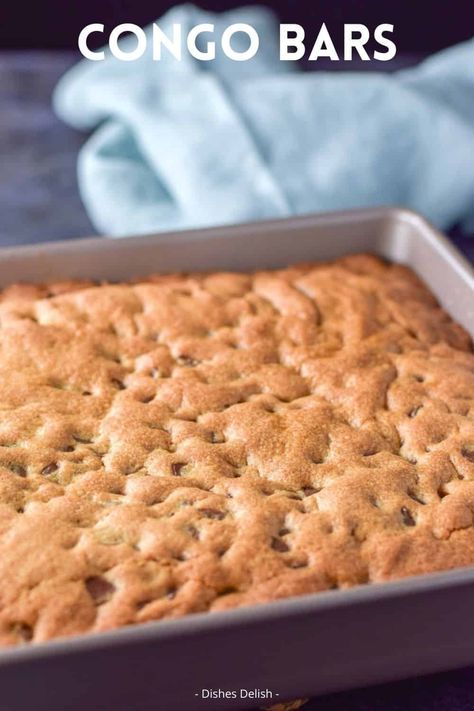 These are the best congo bars I've ever had! I love how nice and thick they are! These are the ultimate chocolate chip squares, for reals! #chocolatechipsquares #congobars #dessert #dishesdelish Chocolate Chip Squares, Congo Squares, Congo Bars 12 Tomatoes, Congo Squares Recipe, Congo Bars Recipe, Chocolate Chip Bars 9x13, Congo Bars, Fudge Bars, Chocolate Chip Bars