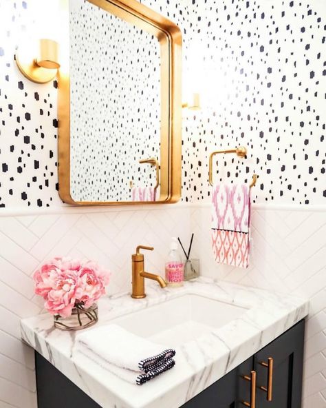 11 Bold and Beautiful Kate Spade New York-Inspired Bathroom Ideas via Brit + Co Spotted Wallpaper, Herringbone Backsplash, Bad Inspiration, Tile Trends, Vinyl Decor, Girls Bathroom, Bathroom Wallpaper, Bathroom Renos, Beautiful Bathrooms