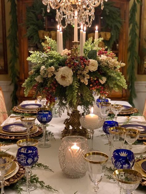 Table Setting Etiquette, Easy Thanksgiving Table Decor, Thanksgiving Table Decor Ideas, Dining Room Table Settings, Fall Feast, Thanksgiving Table Decor, Beautiful Tablescapes, Table Decor Ideas, Table Setting Decor