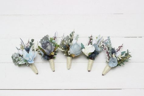 Total height of boutonniere - 4 inches ( 10 cm) Flower crown - 19 inch Thanks for visiting 😊 Dusty Blue Boutonniere, Wedding Flowers Fall, Wedding Wrist Corsage, Silk Flower Corsage, Boutonniere Wedding Rustic, Calla Lily Boutonniere, Calla Lily Bouquet Wedding, White Boutonniere, Mini Calla Lilies