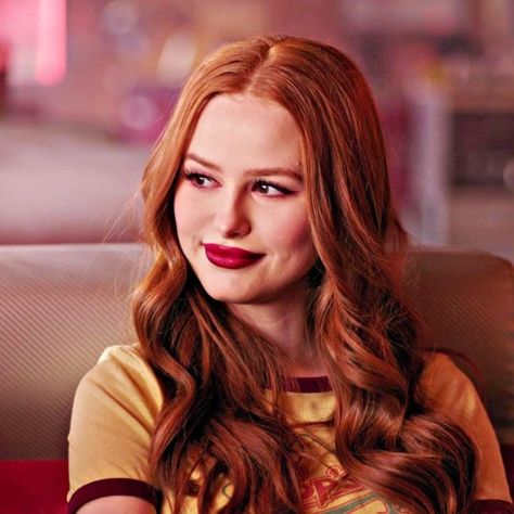 Cheryl Blossom Aesthetic, Cheryl Blossom Riverdale, Riverdale Cheryl, Riverdale Aesthetic, Riverdale Cast, Cheryl Blossom, Madelaine Petsch, Power Girl, In The Mood