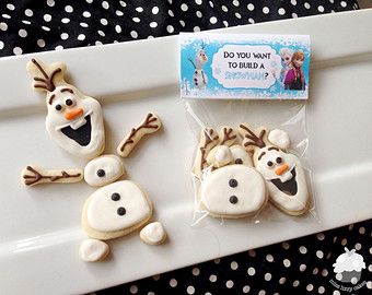 Frozen Cookies Disney, Olaf Cookies, Frozen Themed Party, Olaf Birthday, Frozen Party Favors, Instagram Cookies, Disney Cookies, Frozen Themed Birthday Party, Icing Techniques