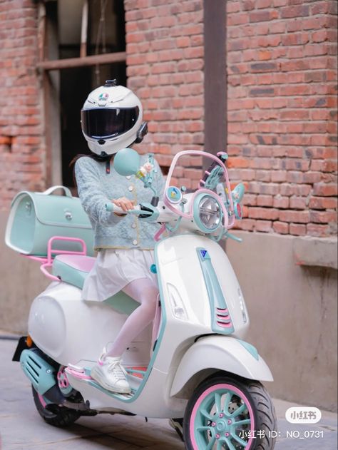 Kawaii Motorcycle, Aesthetic Scooter, Cute Vespa, Scooter Aesthetic, Cute Scooter, Pink Moped, Cute Motorcycle, Pink Vespa, Pink Scooter