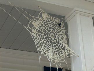 crochet cobweb Crocheted Spider, Bohemian House, Halloween Crochet, Diy Crochet Projects, Crochet Inspo, Hallows Eve, Crochet Stuff, Yarn Crafts, Spider Web