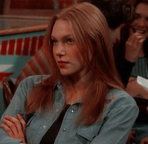 Donna That 70s Show, That 70s Show Aesthetic, 70s Icons, Donna Pinciotti, 70 Show, 70s Show, Laura Prepon, 70s Aesthetic, Tv Icon