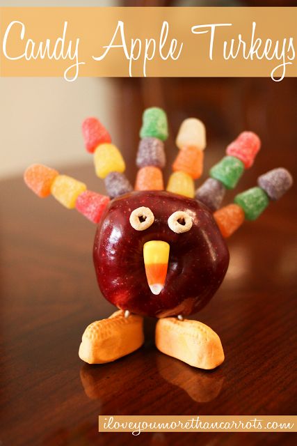 I Love You More Than Carrots: Candy Apple Turkeys :: Hey, That's Pin-Tastic! Apple Turkey Craft, Candy Turkeys, Apple Turkey, Diy Turkey, Thanksgiving Snacks, Turkey Ideas, Thanksgiving Preschool, Thanksgiving Craft, Edible Crafts