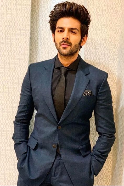 Style Lessons From Mr World Rohit Khandelwal Kartik Aryaan Actor, Karthik Aaryan, Rohit Khandelwal, Indian Wedding Suits Men, Handsome Indian Men, Film Career, Kartik Aaryan, Handsome Celebrities, Celebrity Casual Outfits