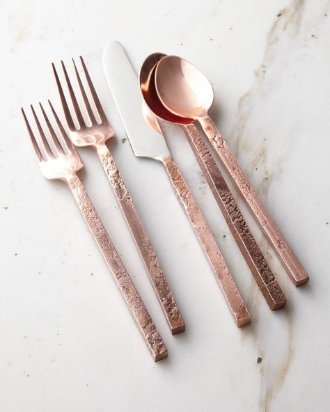 Copper Silverware, Copper Flatware, Rose Gold Kitchen, Ideas Hogar, Rustic Contemporary, Copper Kitchen, Kitchen Sets, Utensil Set, Flatware Set