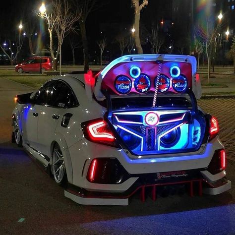 Honda Hatchback, Kereta Sport, Honda Civic Car, Dynamic Wallpaper, Honda Civic Sport, Civic Car, Honda Civic Hatchback, Civic Hatchback, Best Jdm Cars