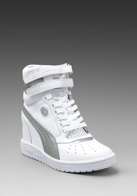 Nike Wedge Sneakers, Womens Wedge Sneakers, Cheap Basketball Shoes, Sneaker Wedges, Nike Wedges, Strep Throat, Wedge Heel Sneakers, Nike Shoes Air Force, New Nike Shoes