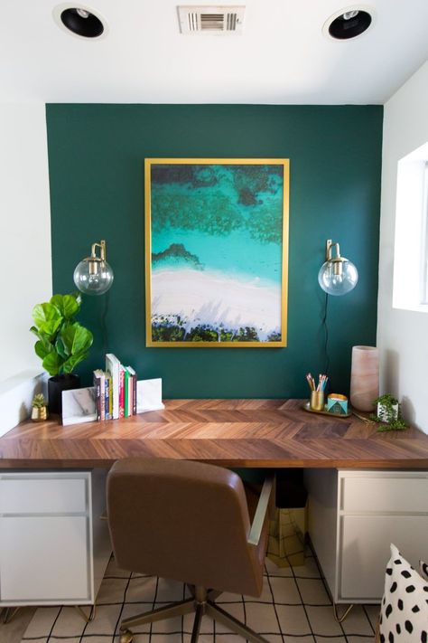 #SUGARANDCLOTHCASA: Before + After of our Study Room Makeover #sugarandcloth #homemakeover #studyroom #office #officemakeover #officedecor Study Room Makeover, Emerald Green Office, Green Office Ideas, Green Home Offices, Green Accent Walls, Farmhouse Room, Study Room Design, Green Office, Office Nook