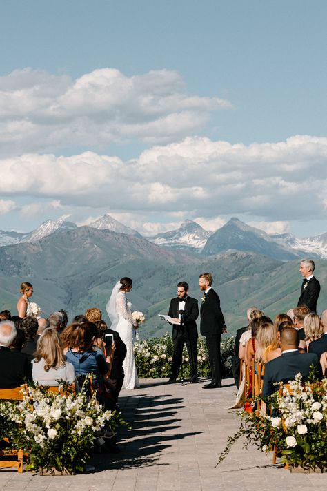 Overlook Wedding Ceremony, Wedding With View, Outdoor Mountain Wedding Ceremony, Hilltop Wedding Ceremony, Wedding Venue Mountain View, Wedding Ceremony Mountains, Mountain View Wedding Ceremony, Backyard Mountain Wedding, Riverside Wedding Ceremony