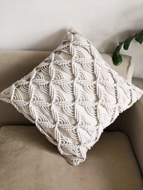 Macrame Pillow Cover, Macrame Pillow, Art Macramé, Pola Macrame, Wedding Pillow, Crochet Cushion Cover, Cotton Wedding, Macrame Wall Hanging Patterns, Handmade Cushion Covers