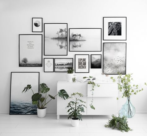 Beautiful black and white print. Gallery Wall Design, Cactus Poster, Interior Boho, Gallery Wall Layout, Gallery Wall Inspiration, Gallery Wall Living Room, Trendy Living Rooms, Gallery Walls, Decoration Inspiration