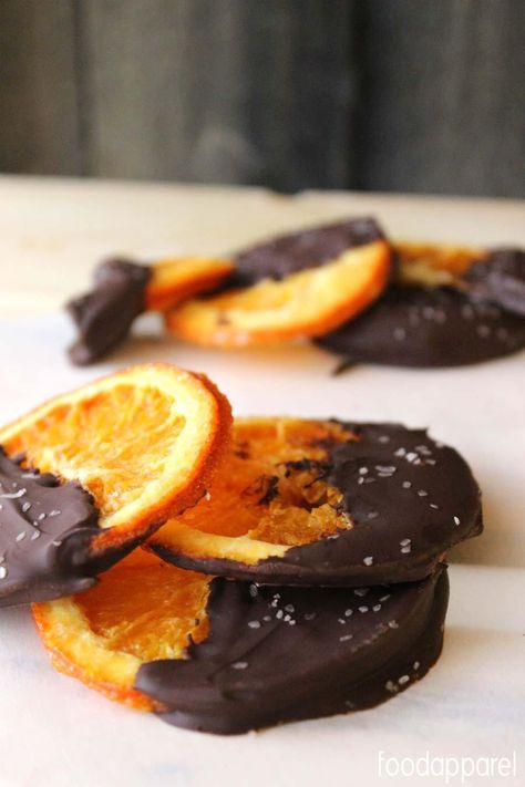 Chocolate Covered Orange, Candied Orange Slices, Candied Orange Peel, Slices Recipes, Gourmet Chocolate, Orange Recipes, Chocolate Orange, Chocolate Dipped, Orange Slices