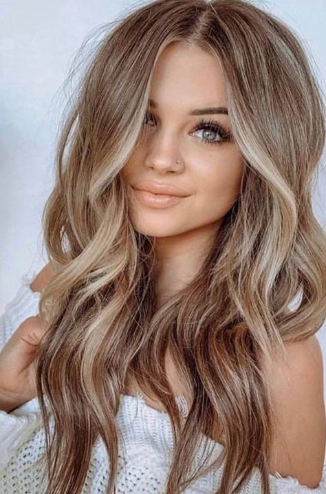 Why You Should Ask For ‘Invisible Layers’ Next Time You Visit The Salon – John Anthony Salon & Day Spa Hair Color For Fair Skin, Rambut Brunette, Blond Balayage, Balayage Blonde, Hair Color Shampoo, Ombré Hair, Brown Blonde Hair, Ombre Hair Color, Hair Color Balayage