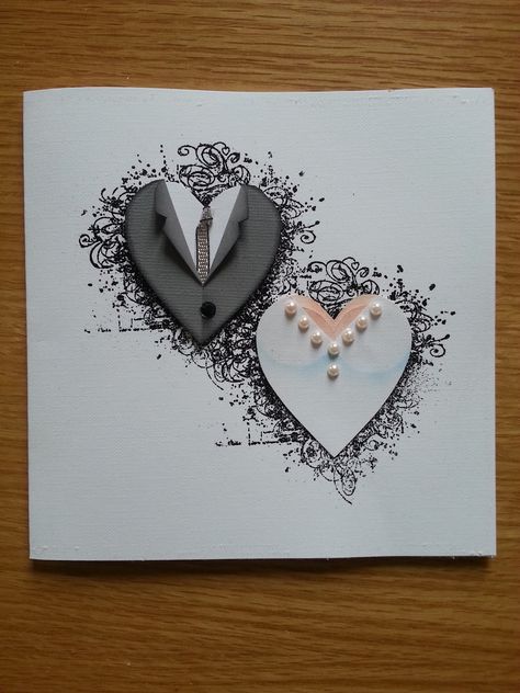 handmade wedding card from Lotta´s blog: Paper piecing ... hearts decorated as the torso of a groom and a bride ... clean and simple ... luv the clever design ... Anniversary Cards Handmade, Wedding Cards Handmade, 카드 디자인, Fun Wedding Invitations, Wedding Anniversary Cards, Engagement Cards, E Card, Felt Toys, Creative Cards