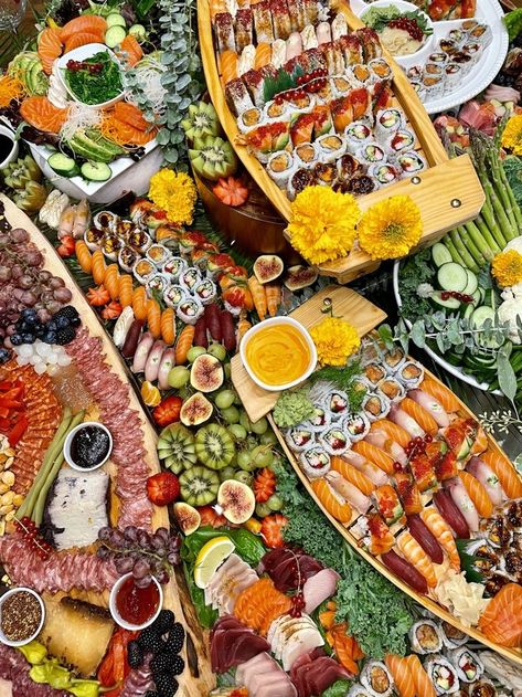 Mom Brunch, Asian Festival, Table Spread, Sharing Platters, Sushi Platter, Trendy Food, Charcuterie Inspiration, Grazing Table, Charcuterie And Cheese Board