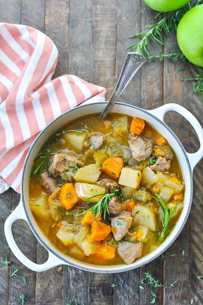 Easy Pork Stew, Pork Stew Slow Cooker, Cozy Fall Meals, Soup Recipes Crockpot, Pork Stew Meat, Pork Soup Recipes, Pork Stew Recipes, Easy Crockpot Recipes Healthy, Crockpot Stew