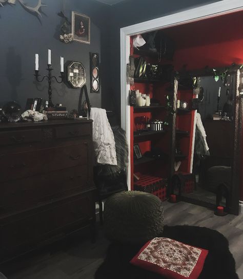 Black And Red Gothic Bedroom, Bedrooms With Red Walls, Red And Black Goth Bedroom, Vampy Room Aesthetic, Goth Closet Organization, Goth Walk In Closet, Red Black Room Aesthetic, Scary Room Decor, Dark Red Aesthetic Room