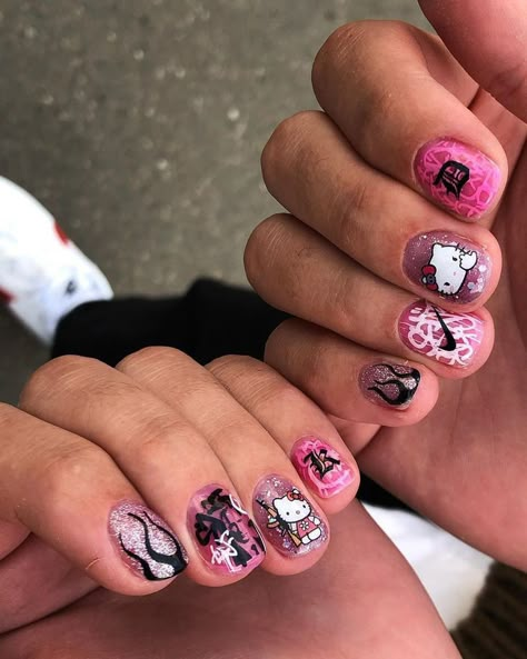 Kitty Nails, Mens Nails, Punk Nails, Edgy Nails, Grunge Nails, Studded Nails, Hello Kitty Nails, Soft Nails, Cat Nails