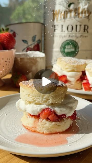 White Lily on Instagram: "Sweeten your day with these delightful Strawberry Shortcake Biscuits! Made with love and bursting with flavor, these biscuits are the perfect treat for any occasion. The juicy diced strawberries, kissed with lemon zest and sugar, create a refreshing and tangy filling that’ll leave your taste buds dancing! 😋

Ingredients:
* 1 lb strawberries, diced
* Zest + juice of 1 lemon
* ½ cup sugar
* 2 ½ cups of White Lily Self-Rising Flour ⁠⠀⁠⠀⁠⠀⁠⁠⁠⁠
* 1 stick frozen butter, grated
* 1 cup buttermilk⁠
* 1 cup whipped cream
* Powdered sugar, optional

Directions:
1. Preheat oven to 450F. 
2. Combine strawberries, lemon zest, juice, and sugar in a medium bowl and refrigerate until needed.
3. Grate butter into flour and gently toss ⁠to coat⁠. Make a well and pour in buttermilk Strawberry Shortcake Biscuits, Diced Strawberries, Ooey Gooey Bars, Shortcake Biscuits, Gooey Bars, Special Desserts, White Lily, Ooey Gooey, Self Rising Flour