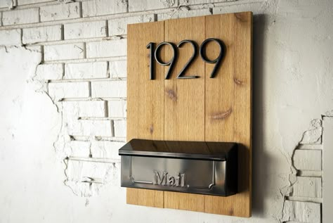 House Numbers Mailbox Ideas, Front Door Mailbox And Numbers, Mounted Mailbox Ideas Front Doors, Diy House Number Sign Planter, Mailbox Mounted On House, House Mailbox Wall Mount, Front Of House Mailbox Ideas, Small Mailbox Ideas, Mailbox Attached To House Ideas