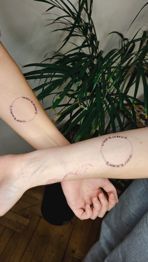 Coordinates of cities #tattoo #tattoos #tattooforcouples #tattooforfriends #coordinates #tattootravel #tattoocities Tattoo For Friends, Coordinate Tattoos, Coordinates Tattoo, Beauty Courses, Instagram Tattoo, Friend Tattoos, Couple Tattoos, Travel Tattoo, Meaningful Tattoos