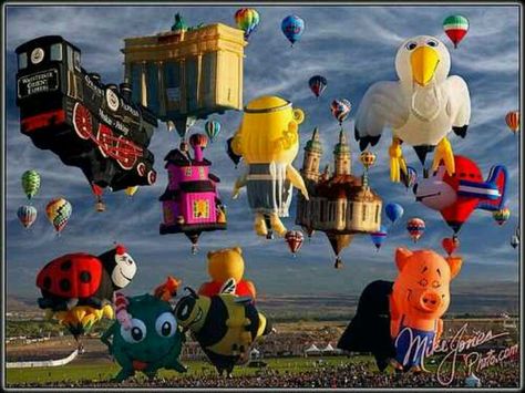 More special shape balloons. Air Balloon Festival, Wood Entertainment Center, Hot Air Balloon Festival, Big Balloons, Ship Drawing, Air Balloon Rides, Scenic Photography, Hot Air, The Balloon