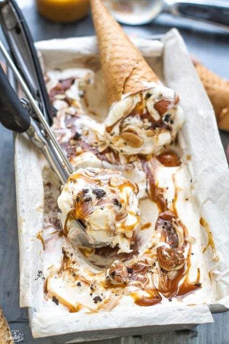 Cake Batter Ice Cream, Churn Ice Cream, Most Pinned, Almond Ice Cream, Salted Caramel Ice Cream, Easy Ice Cream Recipe, Lemon Ice Cream, Oreo Ice Cream, Ice Cream Maker Recipes