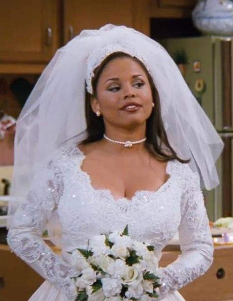 Kellie Shanygne Williams, Steve Urkel, Michelle Thomas, Celebrity Wedding Dresses, Celebrity Wedding, Family Matters, A Star Is Born, Black Women Fashion, Color Shapes