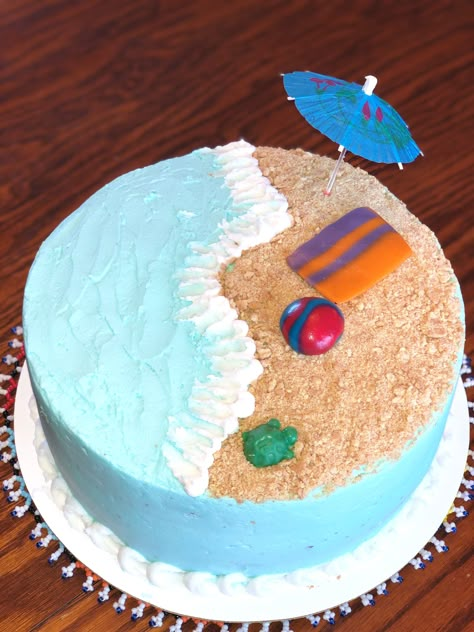 Easy Beach Cake Decorating Ideas, Beach Ice Cream Cake, Easy Beach Theme Cake, Bluey Birthday Cake Beach, Beach Scene Cake, Beach Themed Cake Ideas, Ocean Cake Ideas Simple, Beach Birthday Cake Kids, Easy Beach Cake