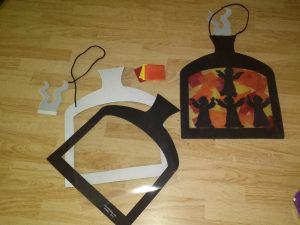 Fiery furnace craft for the younger kids Fiery Furnace Craft, Worship Wednesday, Bible Class Activities, Fire Crafts, Sunday School Projects, Fiery Furnace, Sabbath School, Bible Activities For Kids, Bible Story Crafts