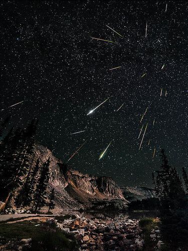 5 jaw-dropping astronomy photos from around the world - Cottage Life Quotes Rainbow, Perseid Meteor Shower, Earth Photos, Science Photos, Meteor Shower, Earth From Space, Dark Skies, The Night Sky, Space And Astronomy