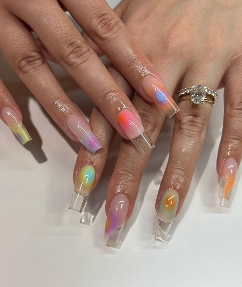 Are you looking for cute and bright summer nails? We've compiled a list of the cutest nails for you this summer. Simple, delicate, pretty flowers, swirls, Edgy Nails, Transparent Nails, Jelly Nails, Clear Nails, Fire Nails, Dream Nails, Dope Nails, French Tip Nails, Square Nails