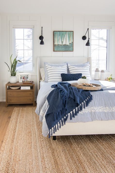 Blue Lake House, Lake House Master, White Upholstered Bed, Beach House Bedroom, Stylish Bedroom Design, Bedroom Blue, Bedroom White, Coastal Bedrooms, Stylish Bedroom