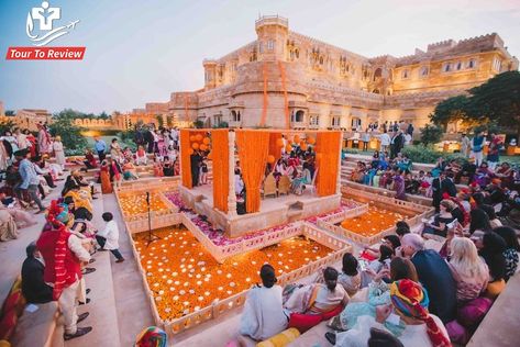 Are you looking for the best destination wedding venues in Jaipur? Here are the top 10 wedding venues for a budget destination wedding in Jaipur. Check Out. Destination Wedding Budget, Destination Wedding Cost, Indian Wedding Theme, Indian Destination Wedding, Wedding Hall Decorations, Marriage Decoration, Desi Wedding Decor, Mandap Decor, Beautiful Wedding Decorations