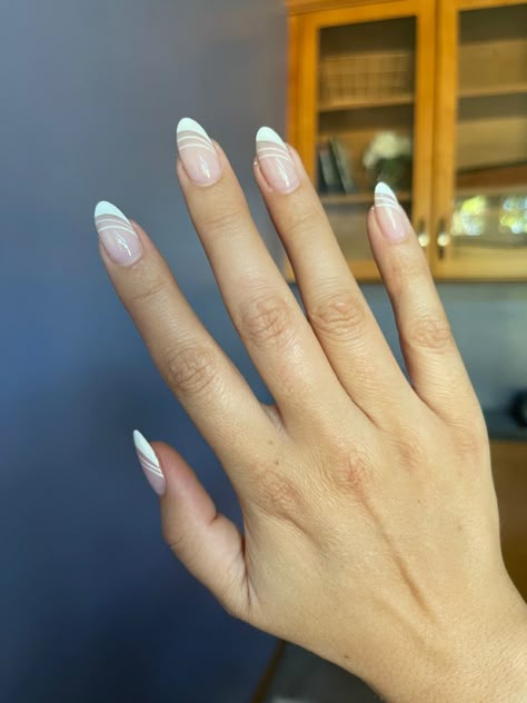 Wedding Nails Round Shape, Twist On French Nails, White French Tip Nails Two Lines, French Nail With A Twist, Gel Nail Designs French Tip Ideas White, Opposite French Nails, White Confirmation Nails, French Nails With Twist, French Nails With Color Line