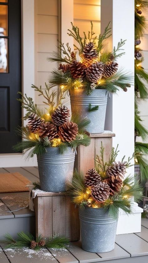 Winter Planters, Outdoor Christmas Planters, Christmas Porch Decor Ideas, Christmas Planters, Country Christmas Decorations, Front Porch Christmas Decor Ideas, Christmas Porch Decor, Porch Christmas Decor Ideas, Christmas Themes Decorations