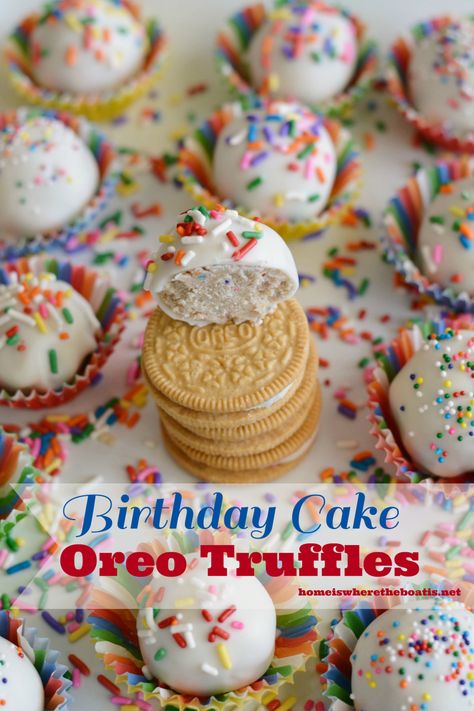 Birthday Cake Oreo, Oreo Cake Pops, Sweet Birthday Cake, Oreo Truffles Recipe, Cake Oreo, Dessert Truffles, Cakes To Make, Birthday Cake Flavors, Oreo Balls