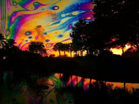 Psychedelic Howleen Wolf, Sky New, Trippy Visuals, Trippy Art, Ethereal Art, Dental Health, Dental Care, Pretty Wallpapers, Art Wallpaper