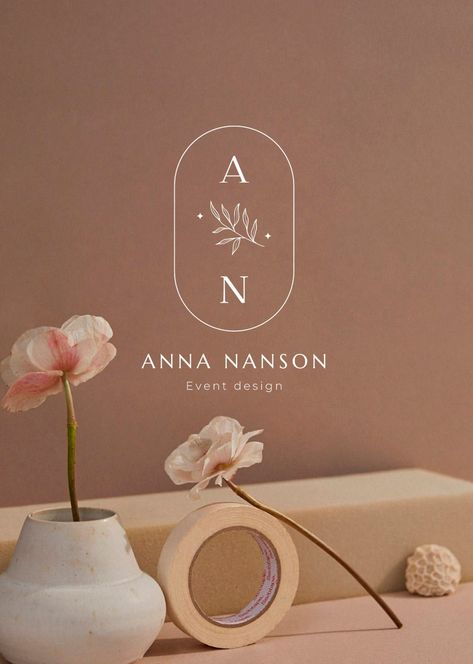 Logo With Name Design, Floral Bakery Logo, Luxury Minimal Branding, Botanic Logo Design, Logo Design Photographers, Delicate Logo Design, Floral Logo Design Ideas Brand Identity, Boutique Logo Design Unique, Floral Design Logo