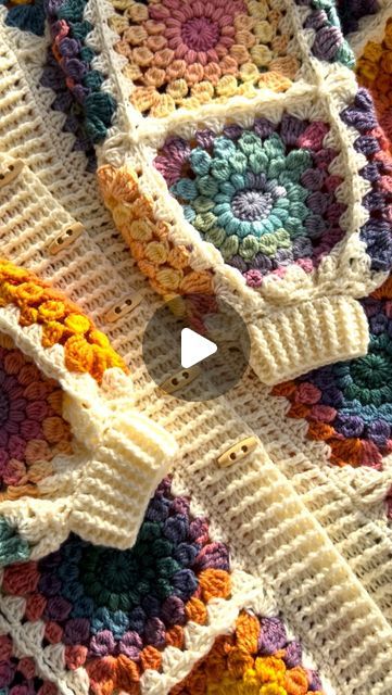 HannahInEngland on Instagram: "..#sundayshare for a sunburst granny square cardigan mash up👵🏼🧶🫶🏻  Crochet + @amigothedevil = 🥳✨  Whatever your plans for today, I hope you have a brew to hand and snacks within reach♥️  #crochet #crochetcommunity #crochetcommunityuk #crocheteveryday #crochetlove #crochetuk #crochetlife #crochetersofinstagram #crochetersofig #instacrochet #crochetcardigan #grannysquarecardigan #grannysquarelove #grannysquare #grannysquares #grannysquaretherapy #sunburstgrannysquare #sirdarmakes #stylecraftyarn #hobbiiyarn #slowfashion #slowfashioncommunity #slowfashionmovement #slowfashionstyle #slowfashionseason #mindfulcrochet #crochetformentalhealth #crochetandacuppa_x" Sunburst Granny Square Cardigan, Cardigan Crochet Granny Squares, Granny Square Crochet Pattern Cardigan, Granny Square Crochet Sweater Pattern, Crochet Cardigan Square, Crochet Granny Square Pullover, Granny Square Sweater Pattern Free, Crochet Square Cardigan, Crochet Granny Cardigan