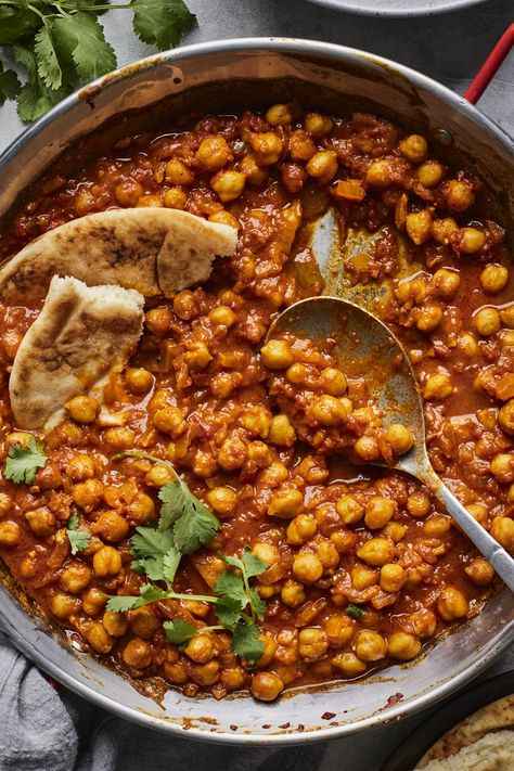 Smitten Kitchen Chana Masala, Vegan Chana Masala Recipe, Quick Chana Masala, Authentic Chana Masala, Vegetarian Masala Recipe, Indian Chickpea Recipes Chana Masala, Chana Dahl Recipe, Chickpea Chana Masala, Chana Masala Vegan